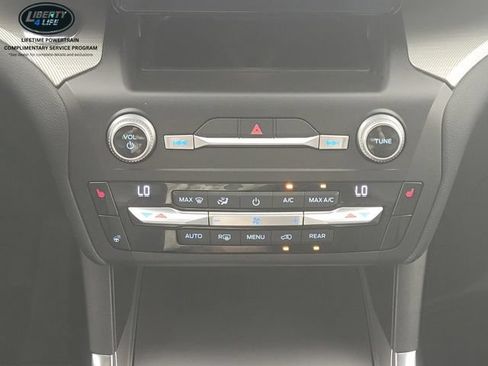 Certified 2020 Ford Explorer XLT w/ Equipment Group 202A AWD/4WD image 25