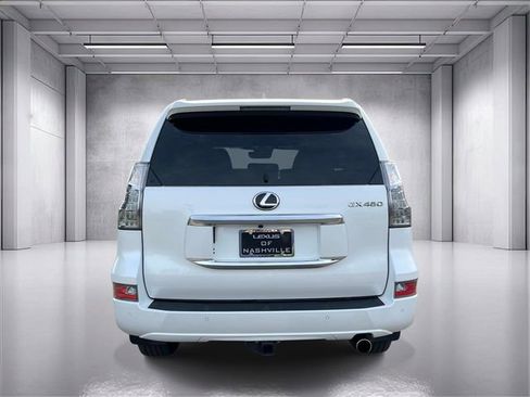 Used 2022 Lexus GX 460 Premium w/ Premium Package AWD/4WD image 4