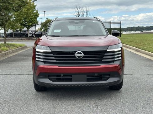 New 2026 Nissan Kicks SV image 2