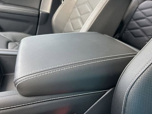 New 2026 Volkswagen Atlas SE image 37