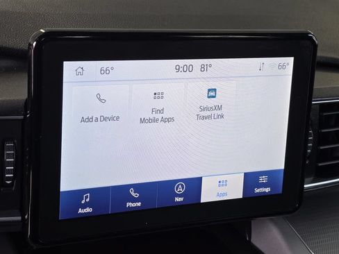 Used 2024 Ford Explorer XLT w/ Equipment Group 202A RWD image 17