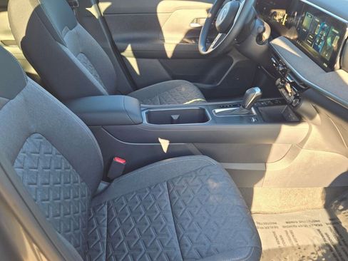 New 2026 Nissan Kicks SV w/ SV Premium Package image 6