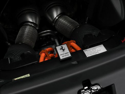 Used 2025 Ferrari 296 GTS image 38