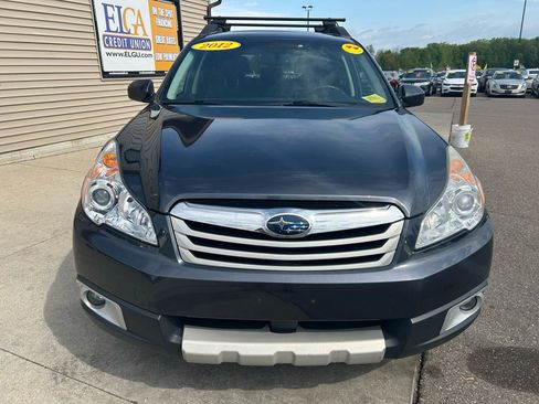 Used 2012 Subaru Outback 2.5i Limited AWD/4WD image 2