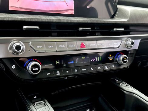 New 2025 Kia Telluride EX image 22