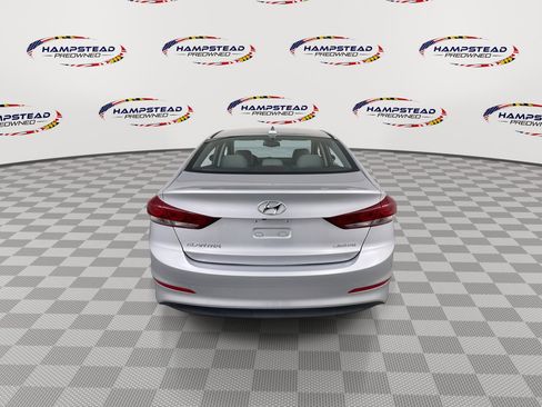Used 2017 Hyundai Elantra Limited image 7