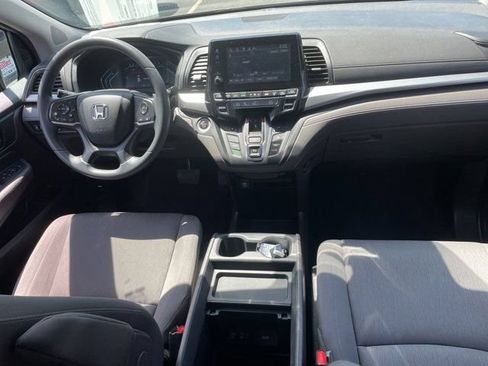 Used 2018 Honda Odyssey EX image 6