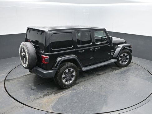 Used 2018 Jeep Wrangler Unlimited Sahara w/ Dual Top Group image 33