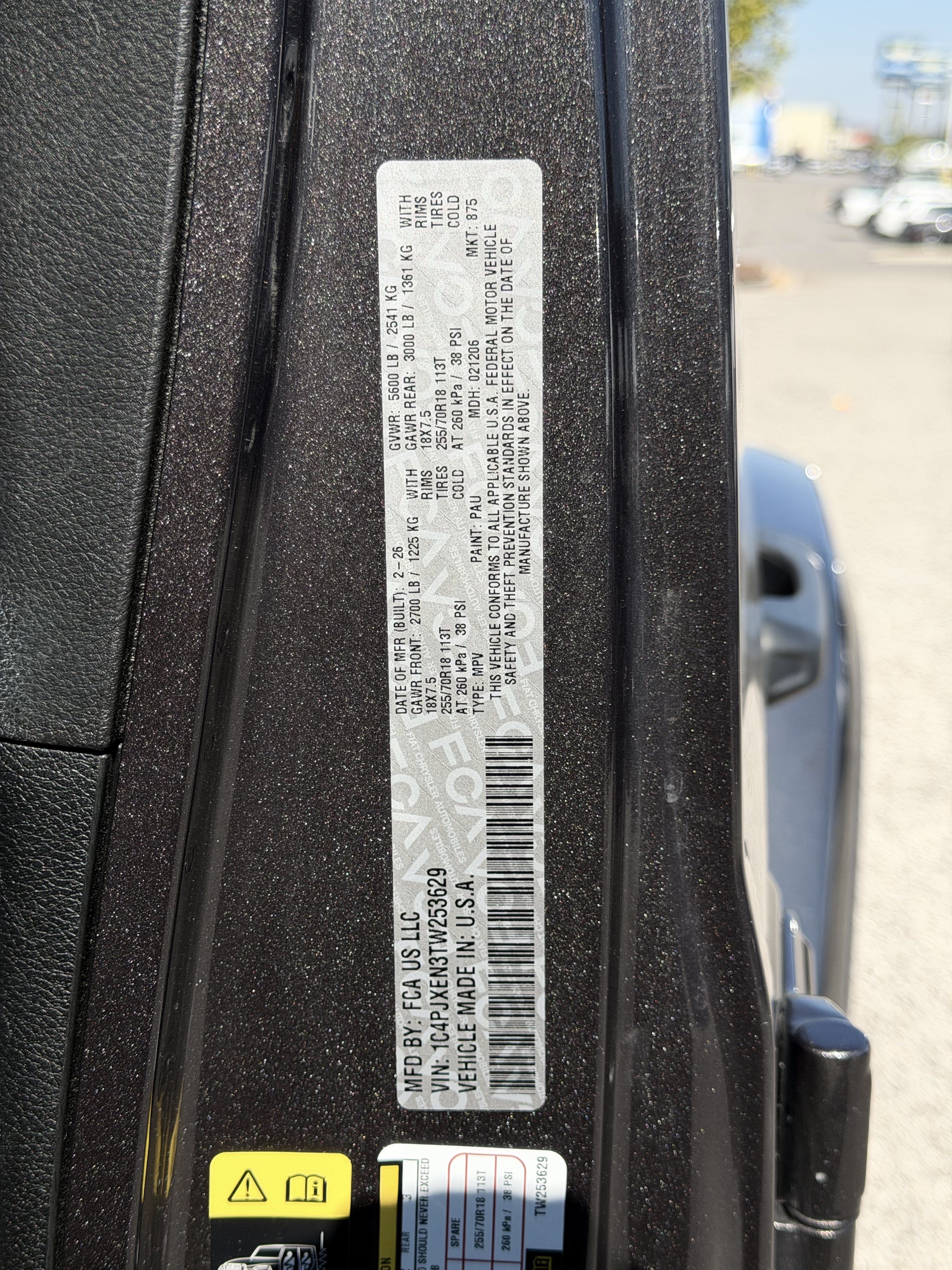 Used 2026 Jeep Wrangler Unlimited Sahara AWD/4WD image 17