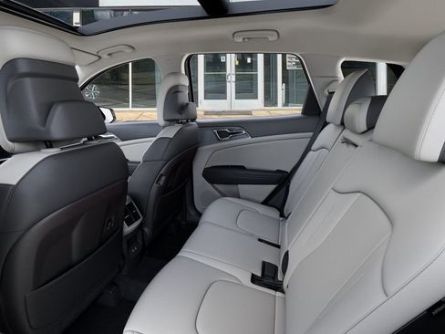 New 2026 Kia Sportage EX image 18