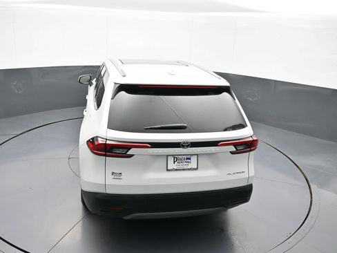 Certified 2024 Toyota Grand Highlander Platinum image 41