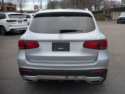 Used 2022 Mercedes-Benz GLC 300 4MATIC image 4