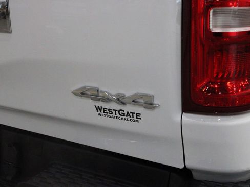 Used 2025 RAM 1500 Laramie image 47