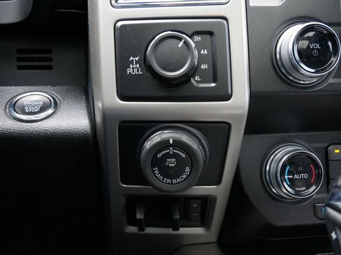 Certified 2019 Ford F150 Lariat w/ Equipment Group 502A Luxury AWD/4WD image 26