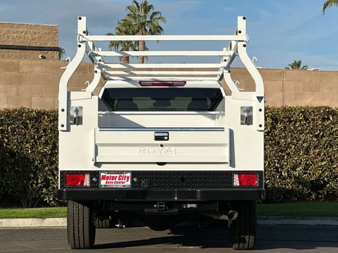 New 2026 GMC Sierra 2500 Pro w/ Convenience Package RWD image 5
