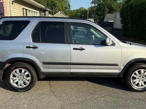 Used 2005 Honda CR-V EX image 7