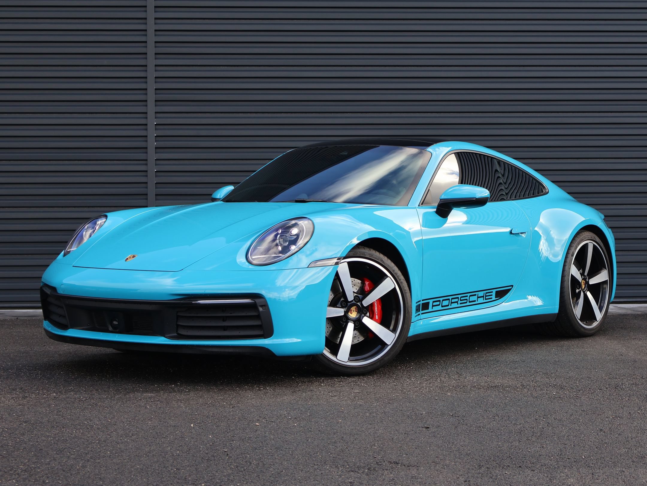Certified 2020 Porsche 911 Carrera S RWD image 1