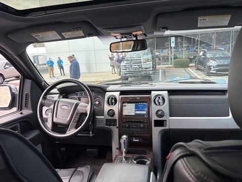 Used 2012 Ford F150 Lariat w/ Lariat Chrome Pkg image 10