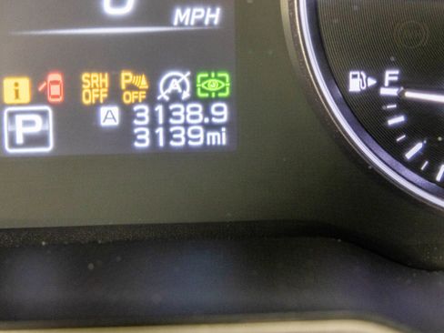 Used 2025 Subaru Outback Limited AWD/4WD image 37