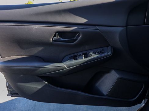 Used 2025 Nissan Sentra S image 22