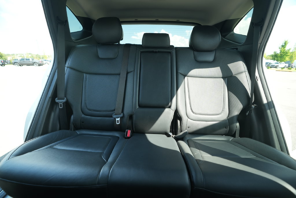 Used 2022 Hyundai Tucson Limited AWD/4WD image 38