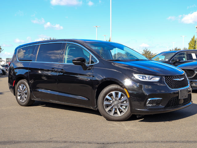 Used 2024 Chrysler Pacifica Limited FWD image 5