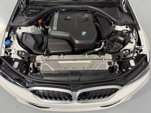 Certified 2025 BMW 330i xDrive Sedan w/ Convenience Package image 14