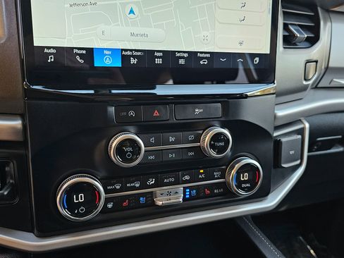 Used 2024 Ford Expedition XLT image 35