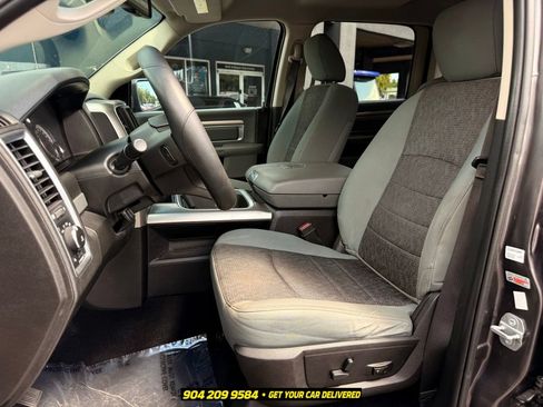 Used 2019 RAM 1500 Big Horn RWD image 21