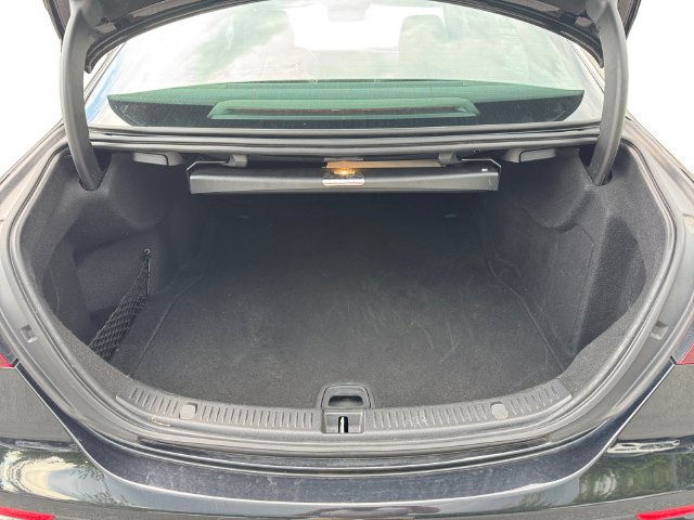 Used 2023 Mercedes-Benz E 350 4MATIC Sedan image 18