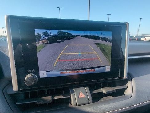 Certified 2025 Toyota RAV4 XLE FWD image 16