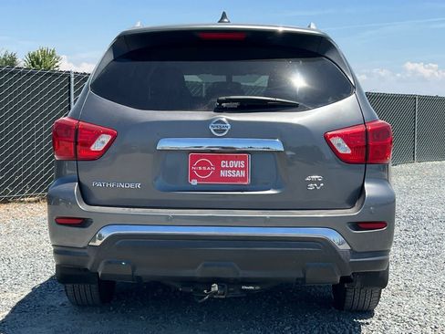 Used 2019 Nissan Pathfinder SV AWD/4WD image 8