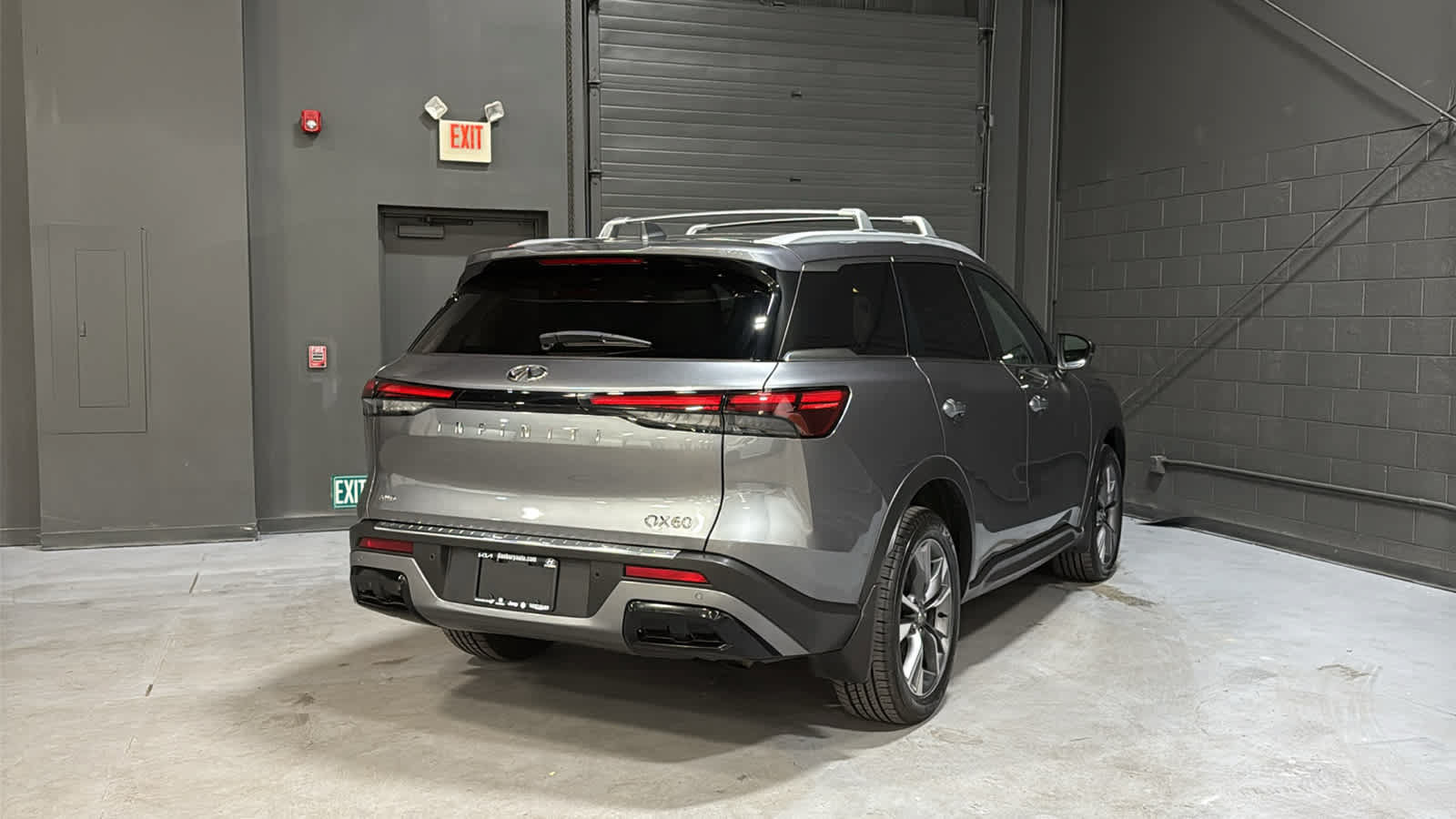 Used 2023 INFINITI QX60 Luxe w/ Cargo Package AWD/4WD image 4