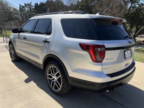 Used 2018 Ford Explorer Sport w/ Equipment Group 401A image 9