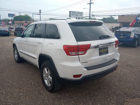 Used 2013 Jeep Grand Cherokee Laredo image 5