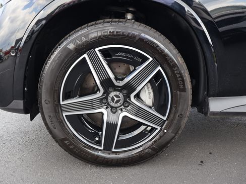 Used 2026 Mercedes-Benz GLC 300 image 9