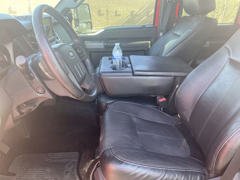 Used 2016 Ford F250 Lariat w/ Chrome Package RWD image 9