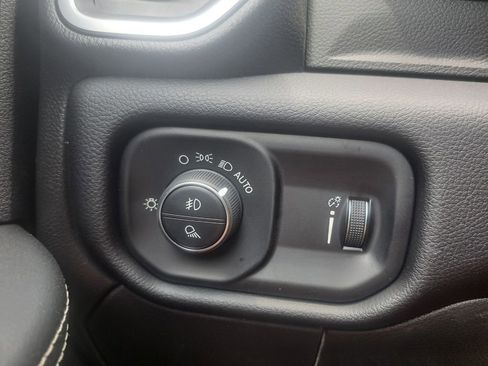 New 2025 RAM 2500 Big Horn image 15