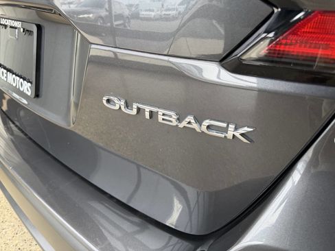 Used 2022 Subaru Outback Premium image 36