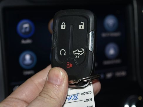 Used 2022 GMC Sierra 2500 Denali image 16