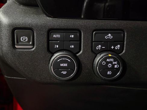 Used 2022 Chevrolet Silverado 1500 RST w/ Z71 Off-Road Package image 29