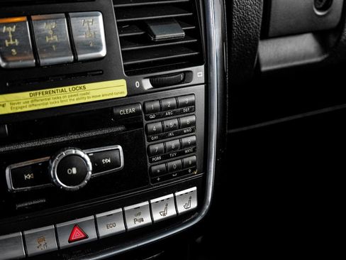 Used 2014 Mercedes-Benz G 63 AMG 4MATIC image 26