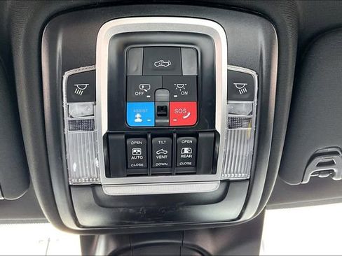 Used 2025 RAM 3500 Limited image 24