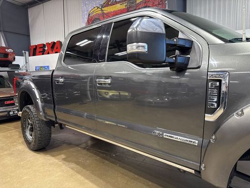 Used 2017 Ford F250 Platinum w/ Platinum Ultimate Package AWD/4WD image 48
