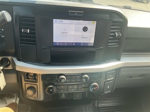 New 2026 Ford F250 XL w/ FX4 Off-Road Package image 24