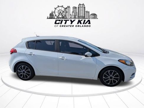 Used 2016 Kia Forte LX FWD image 7