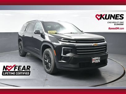 Used 2024 Chevrolet Traverse LT