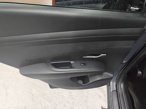 Certified 2025 Hyundai Tucson SEL AWD/4WD image 12