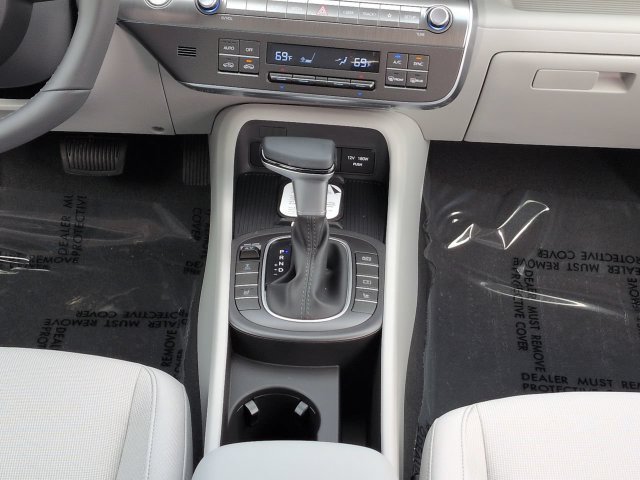 New 2027 Hyundai Kona SEL Sport AWD/4WD image 17