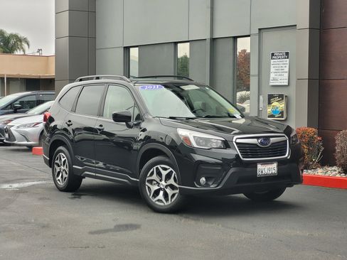 Used 2021 Subaru Forester Premium w/ Popular Package #1 image 1